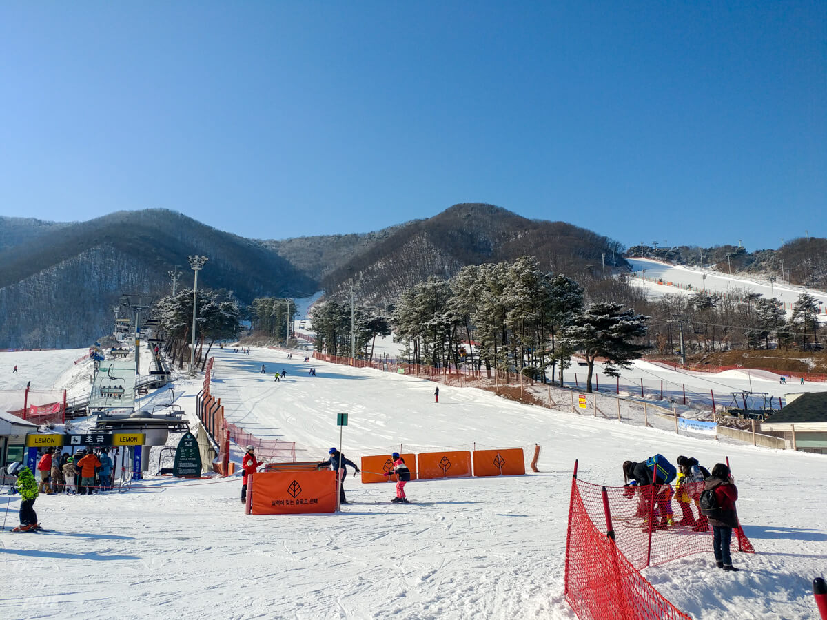 【韓國滑雪入門】首爾近郊 芝山滑雪場基礎滑雪體驗（首爾出發） - KKday